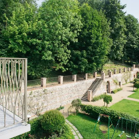 Apartment Sorrounded In The Nature Five Minutes From Centre *