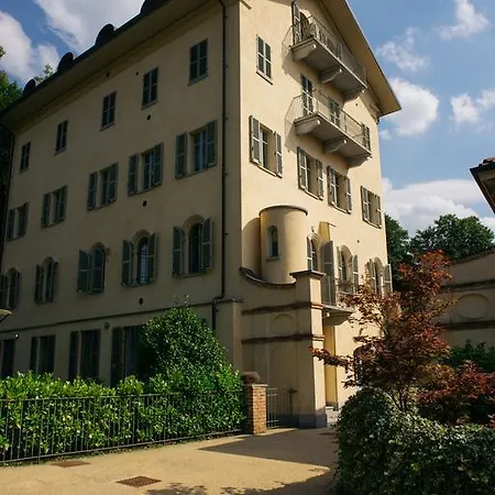 Sorrounded In The Nature Five Minutes From Centre Apartment