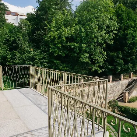 Sorrounded In The Nature Five Minutes From Centre Turin